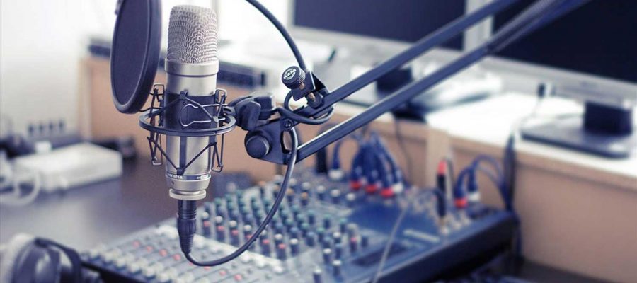 Cabina de operacion tecnica radio FM