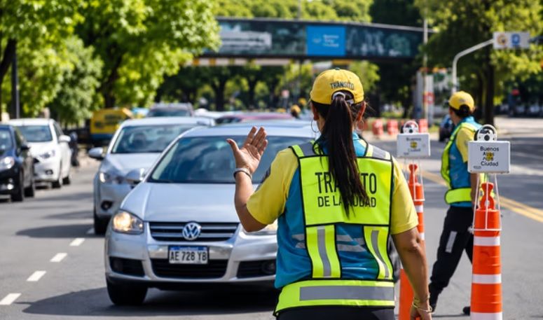 Multas de tránsito en CABA: cuánto cuesta cada infracción tras el aumento del 19%